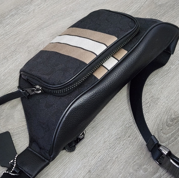 COACH THOMPSON BELT BAG IN SIGNATURE JACQUARD WITH VARSITY STRIPE FANNY PACK - Picture 2 of 8